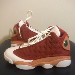 SZ // 7-10M Jordan 13 Dune Red